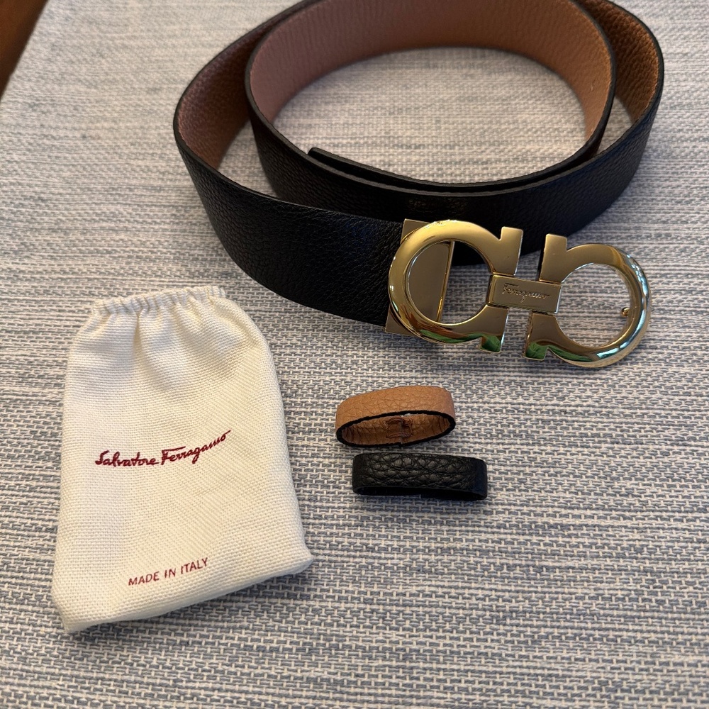 Women’s Ferragamo belt , reversible